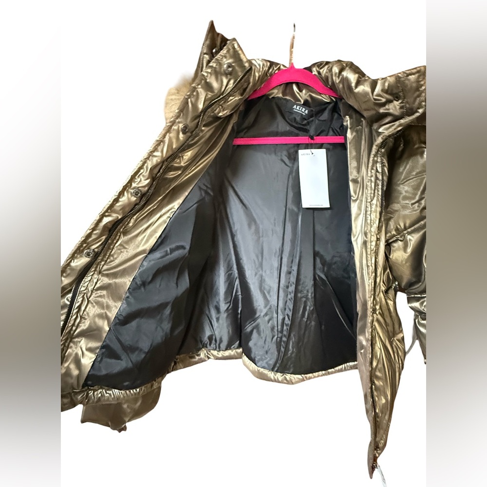 AKIRA NWT Sz L Striking Bronze Metallic Puffer Jacket & Faux Fur Hood (0724) - Picture 7 of 15